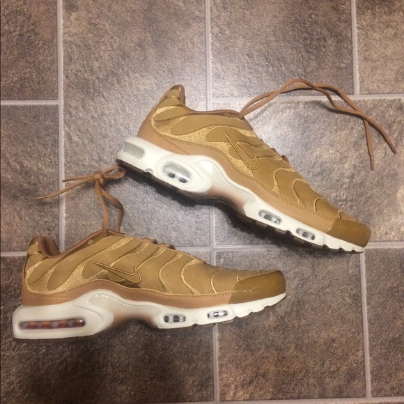 Air max plus flax Clearance